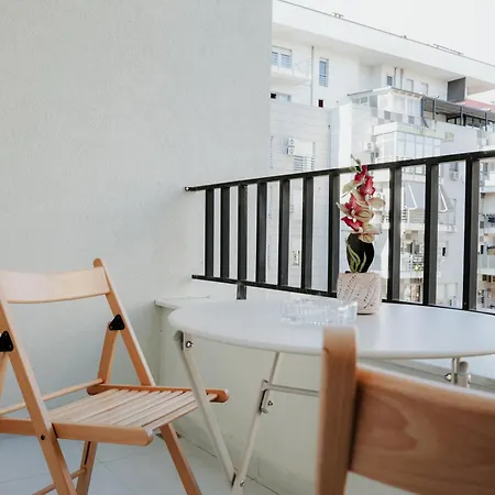 Apartament Living By Erle 2 New Baazar Tirana