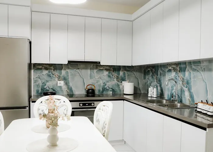 Living By Erle 2 New Baazar *