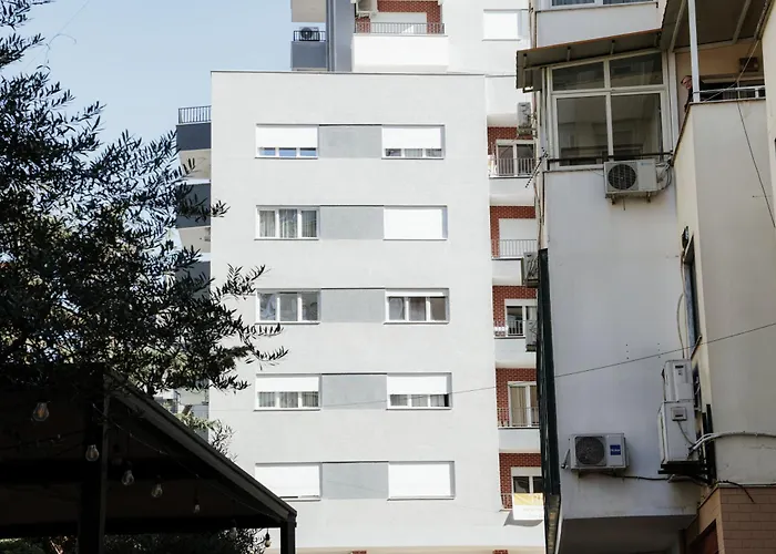 Apartament Living By Erle 2 New Baazar Tirana