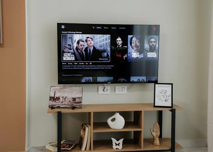 Living By Erle 2 New Baazar