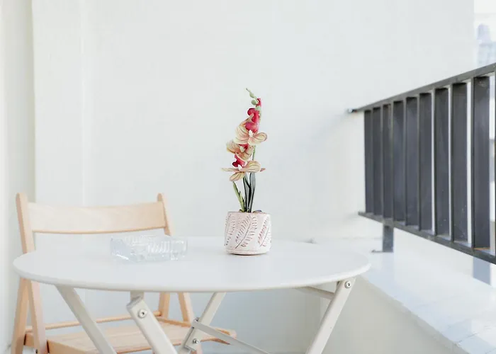 Living By Erle 2 New Baazar Apartamento *